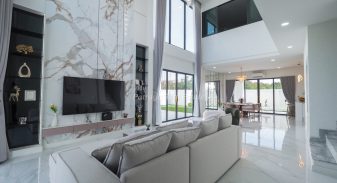 Enchant Villa House For Sale in East Pattaya 5 Bedroom With Private Pool - HEECV01 Enchant Villa House For Sale in East Pattaya 5 Bedroom With Private Pool - HEECV01